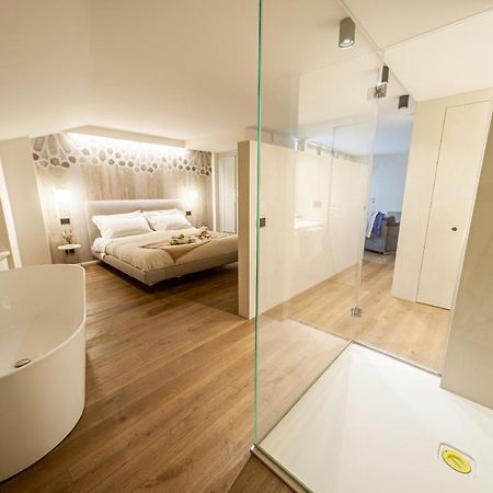 Bed and Breakfast Domus Fonte Dei Leoni Ассізі Екстер'єр фото